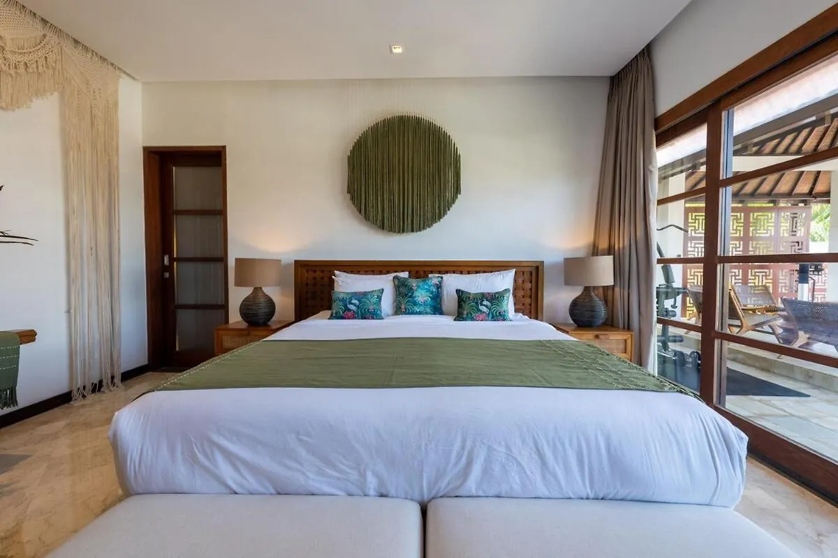 Noco Luxury Villa Seminyak