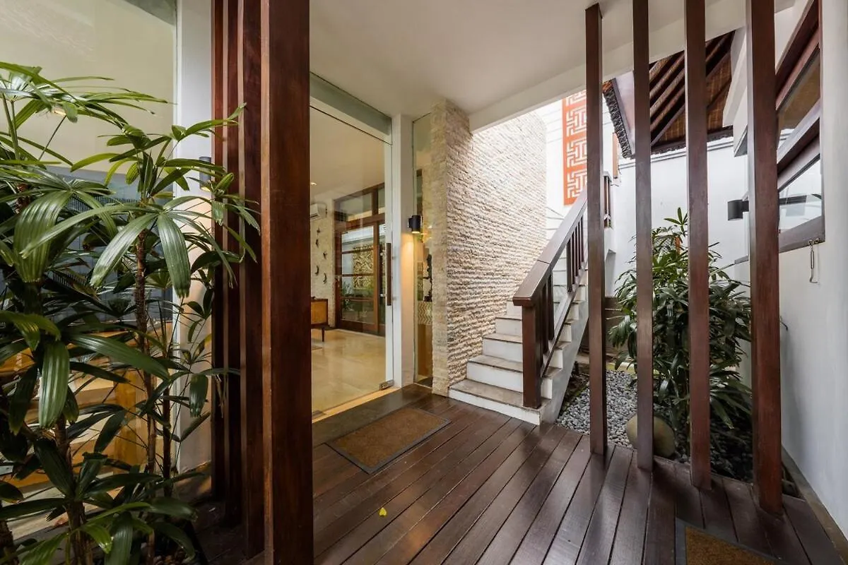 Noco Luxury Villa Seminyak