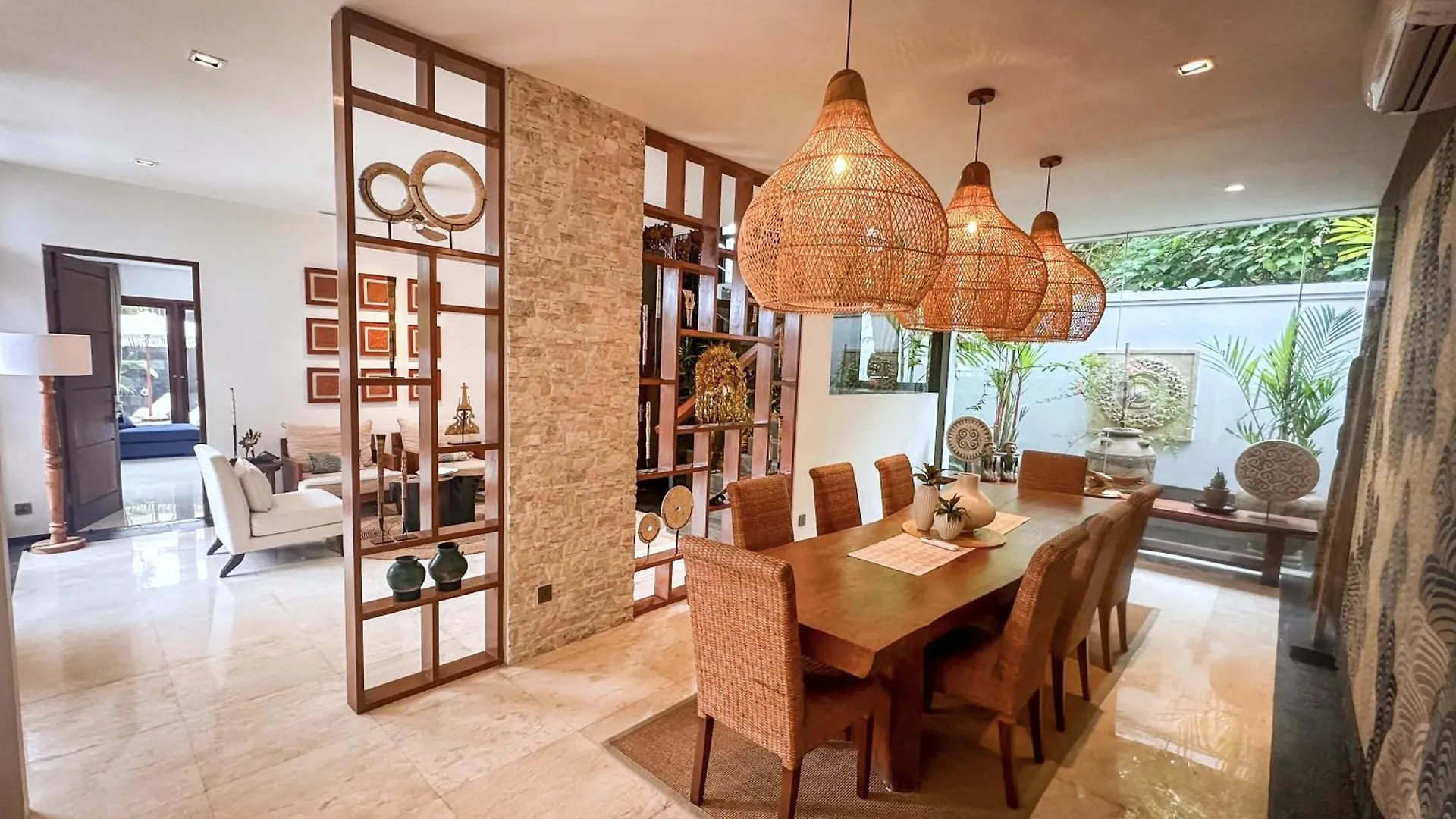 Noco Luxury Villa Seminyak