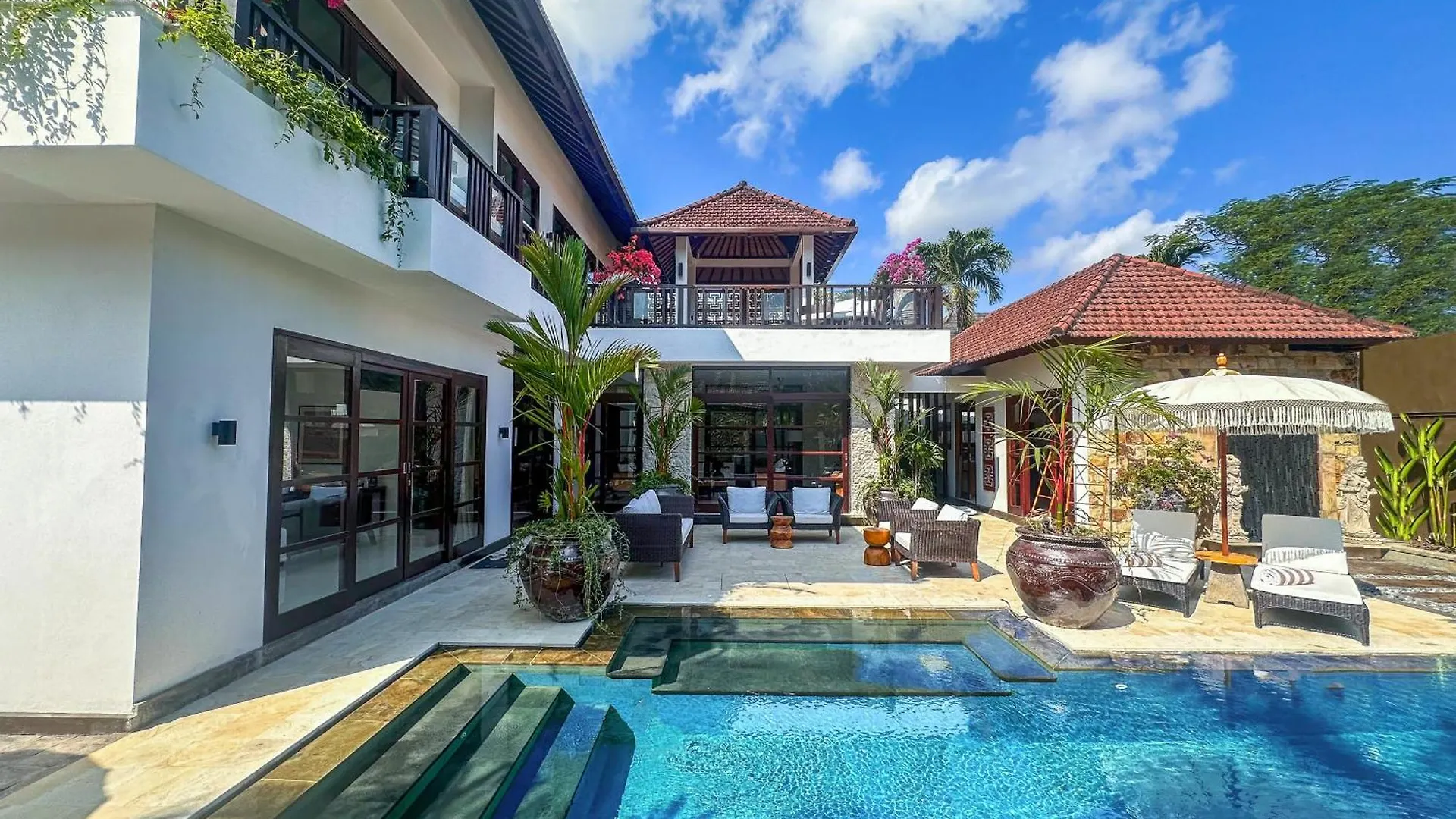 Noco Luxury Villa Seminyak Indonesia