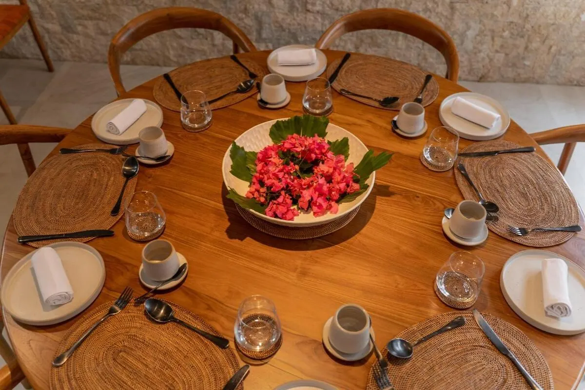 Noco Luxury Villa Seminyak