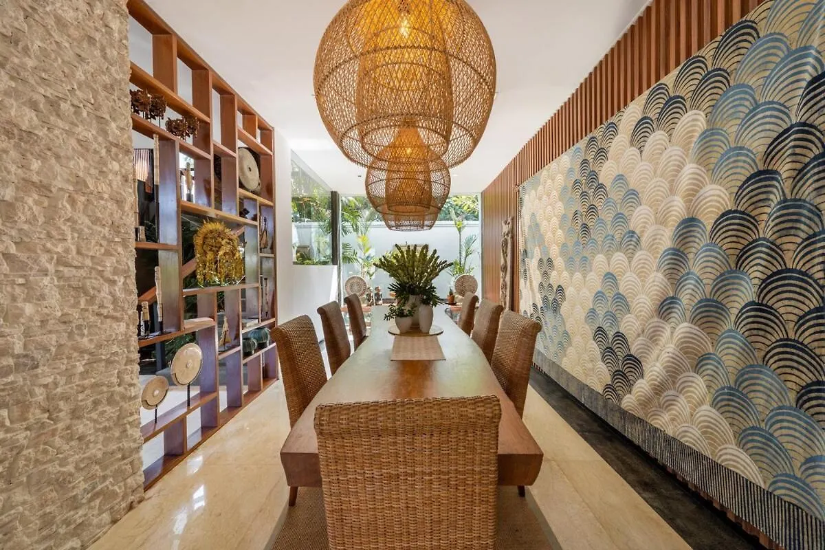 Noco Luxury Villa Seminyak