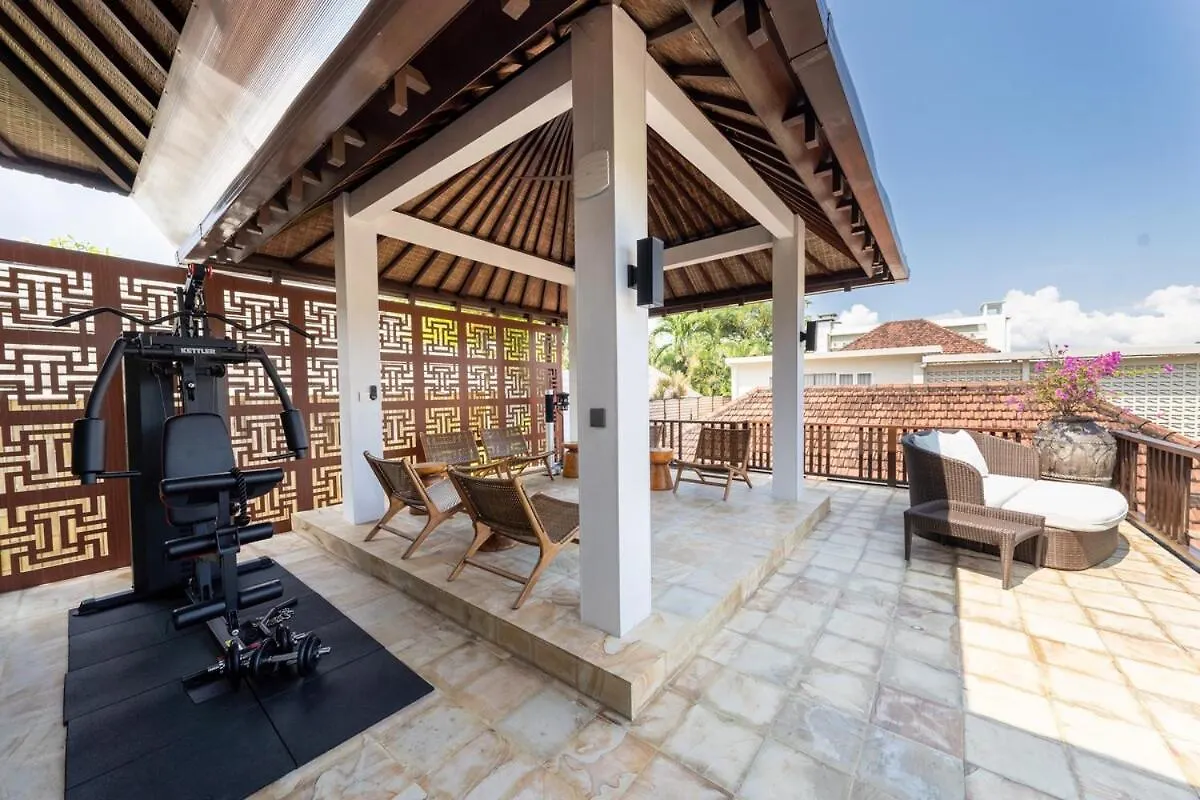 Noco Luxury Villa Seminyak