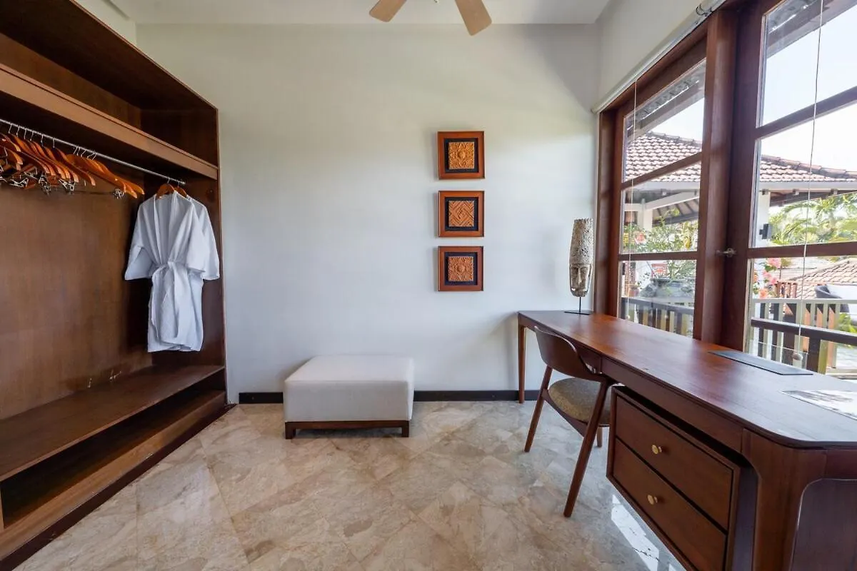 Noco Luxury Villa Seminyak